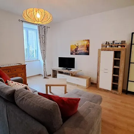 Apartment De Les Jardins